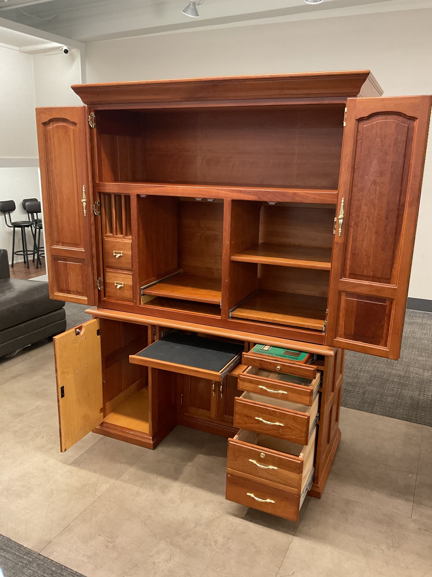Big Boy Desk