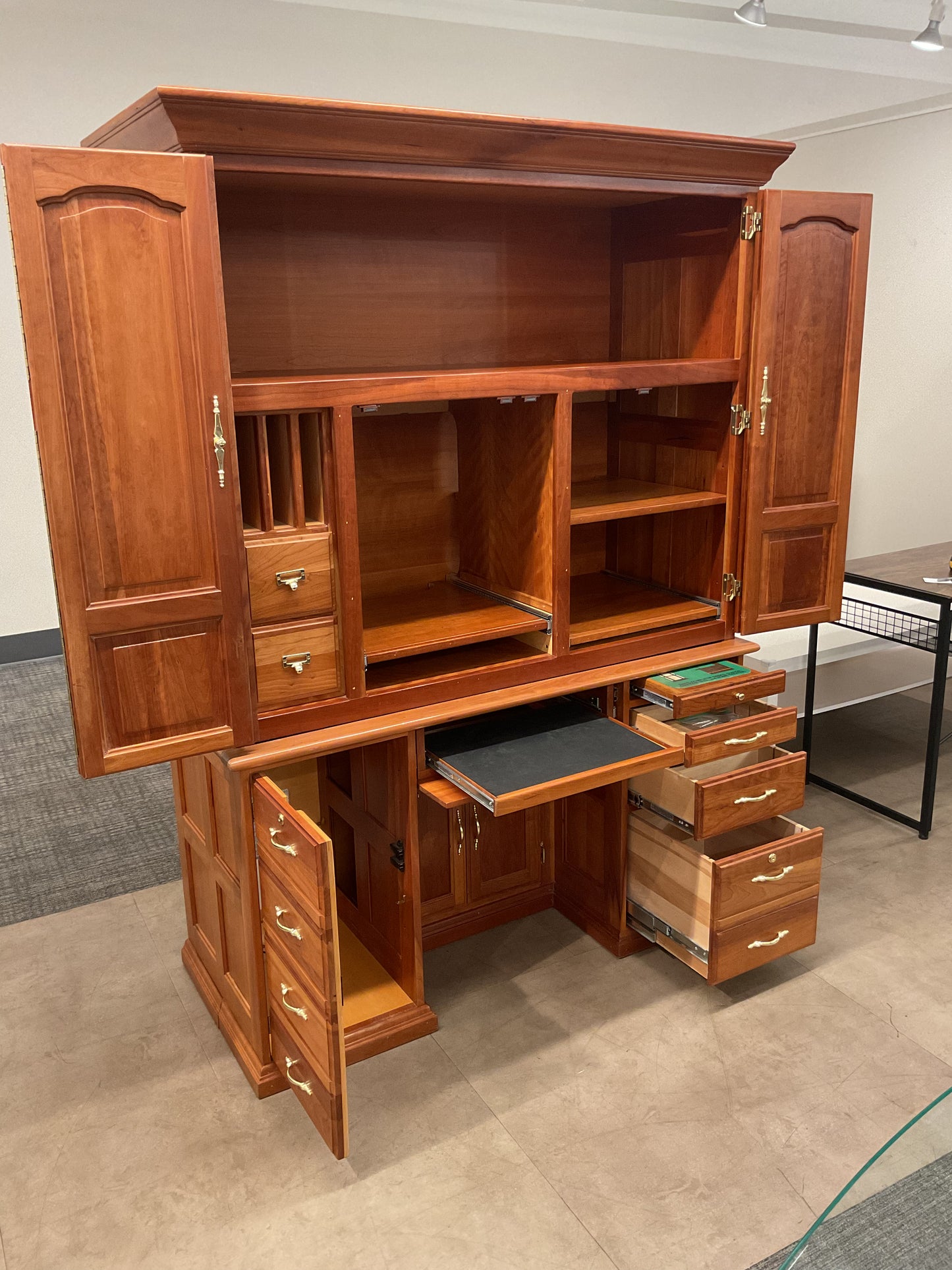 Big Boy Desk