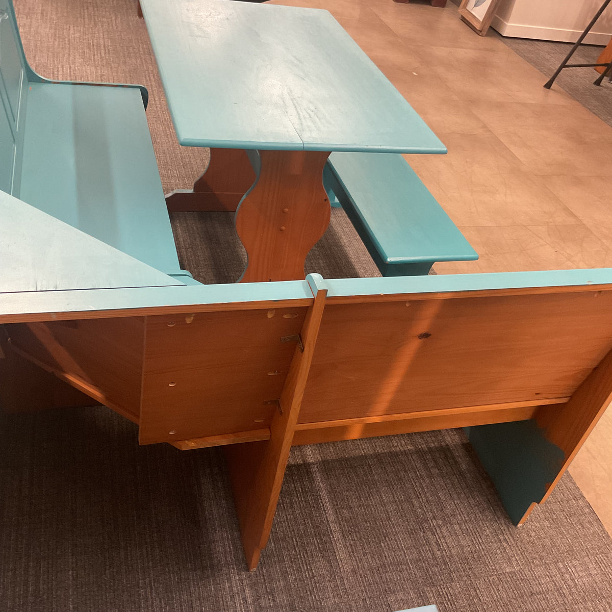 Coralline’s Breakfast Nook Set