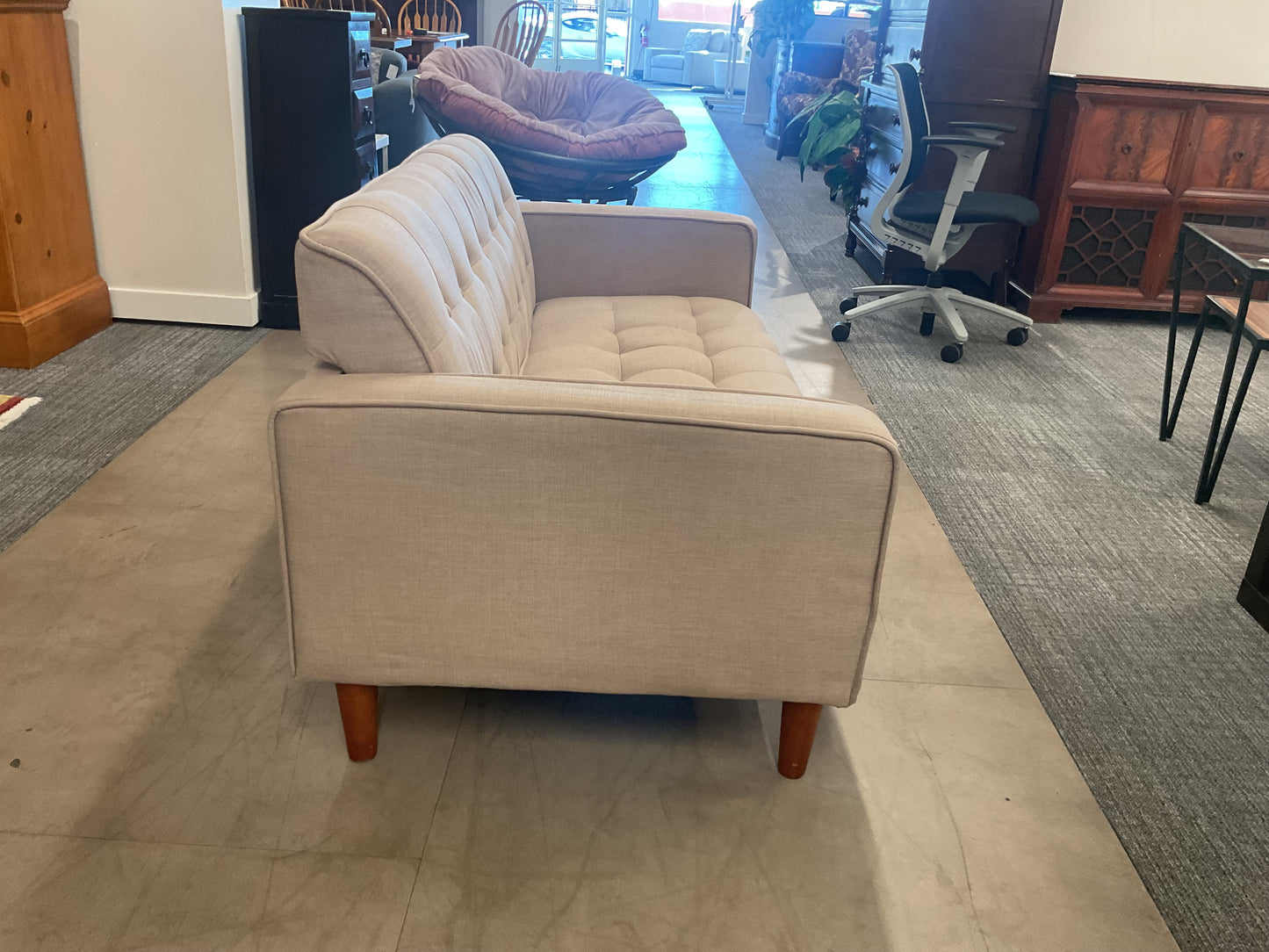 Tufted Loveseat