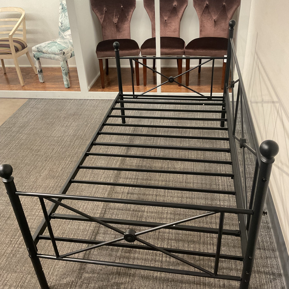 The Feast Daybed (B127)