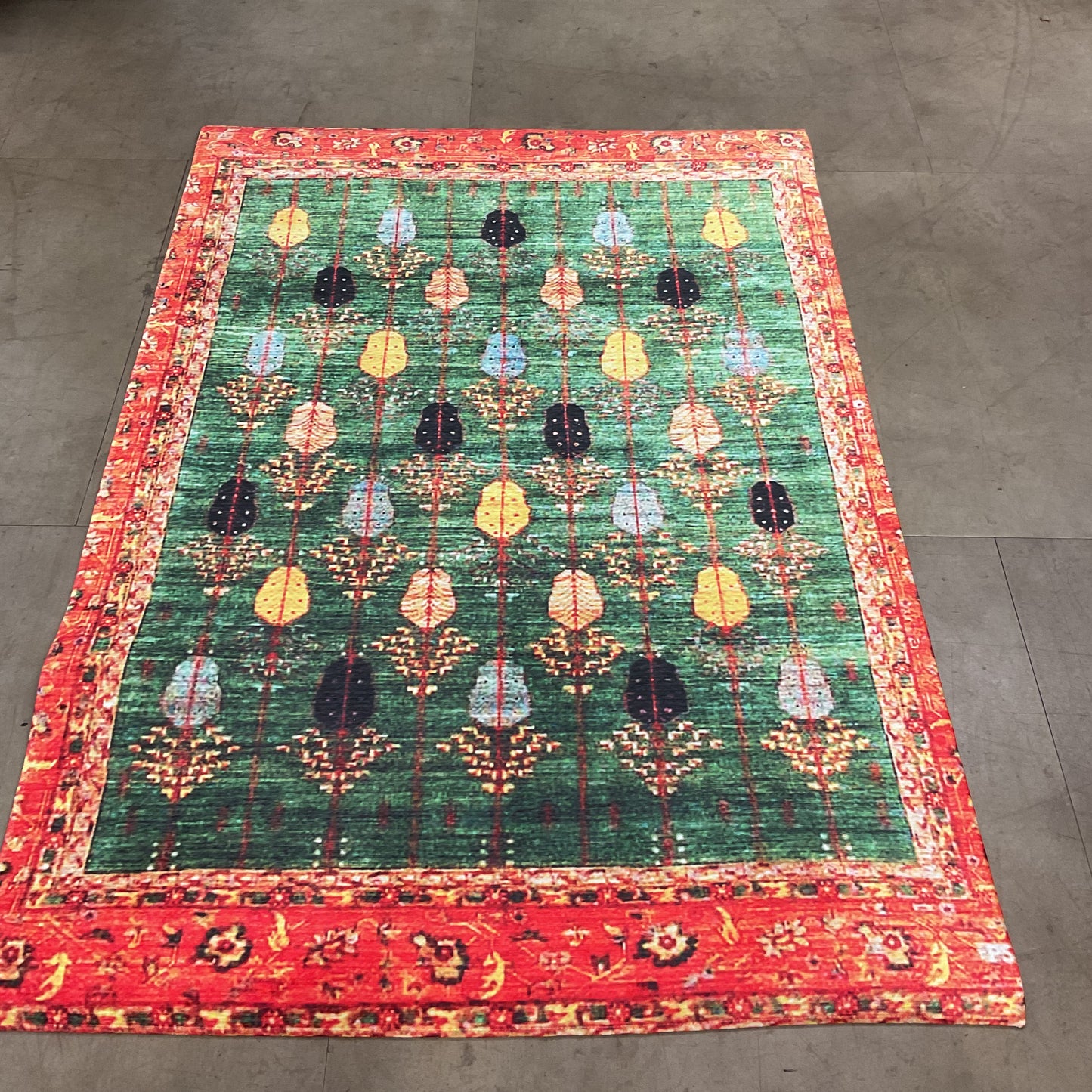 Cranberry & Moss Rug (R128)