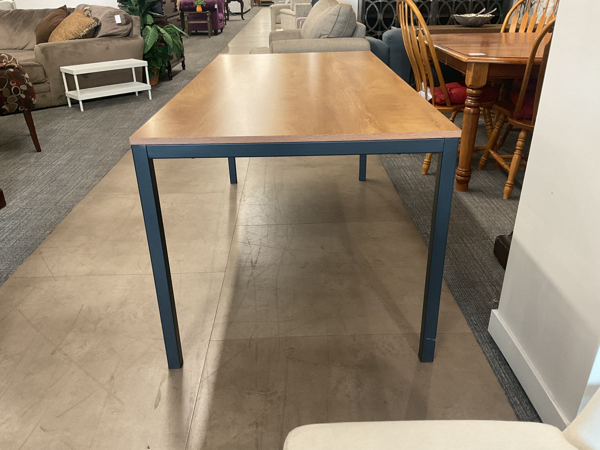 Oak-ey Dinning Table