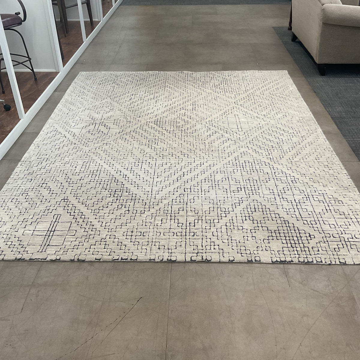 Feather & Frost Rug (R135)