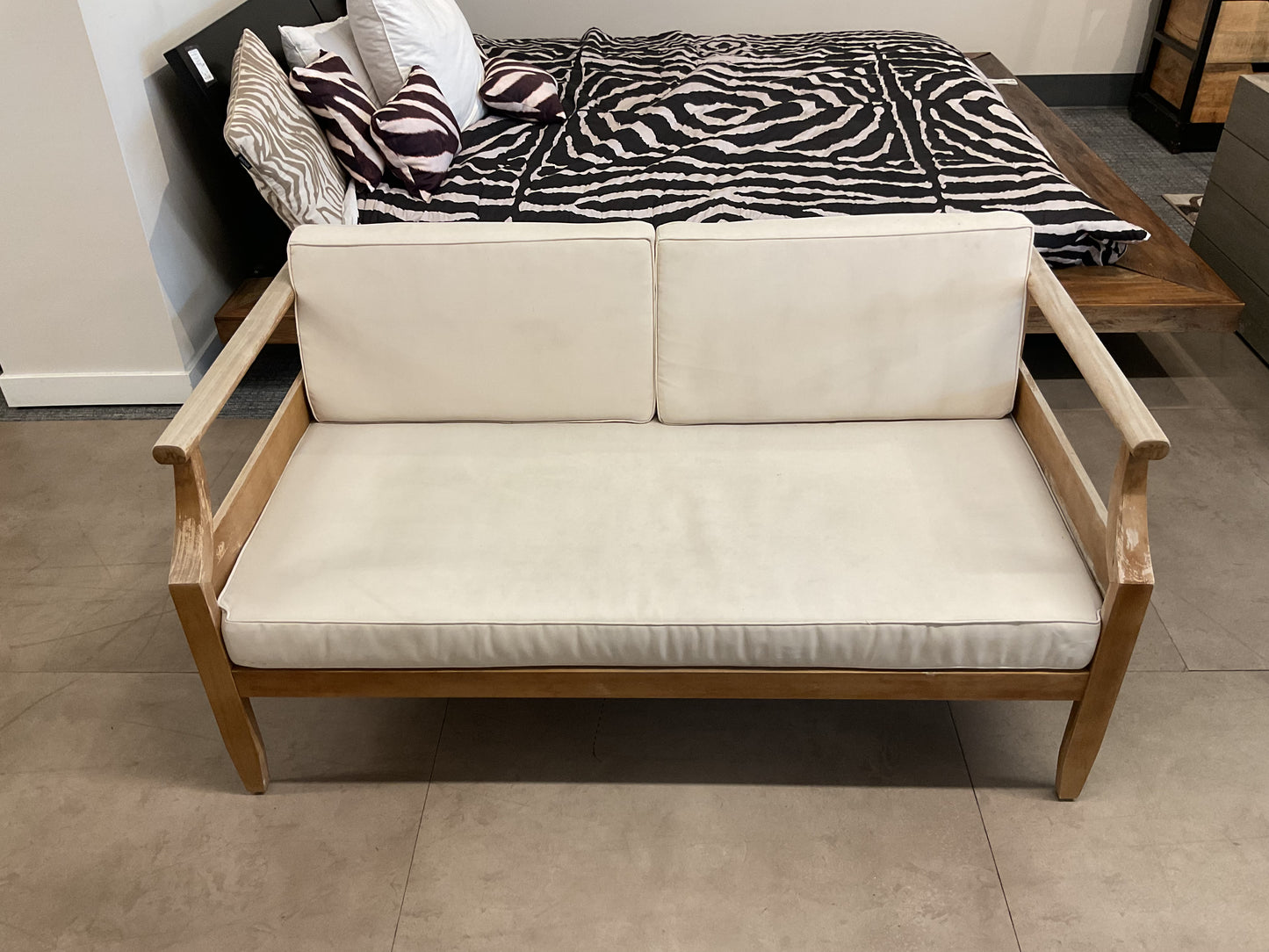 Autumn Loveseat