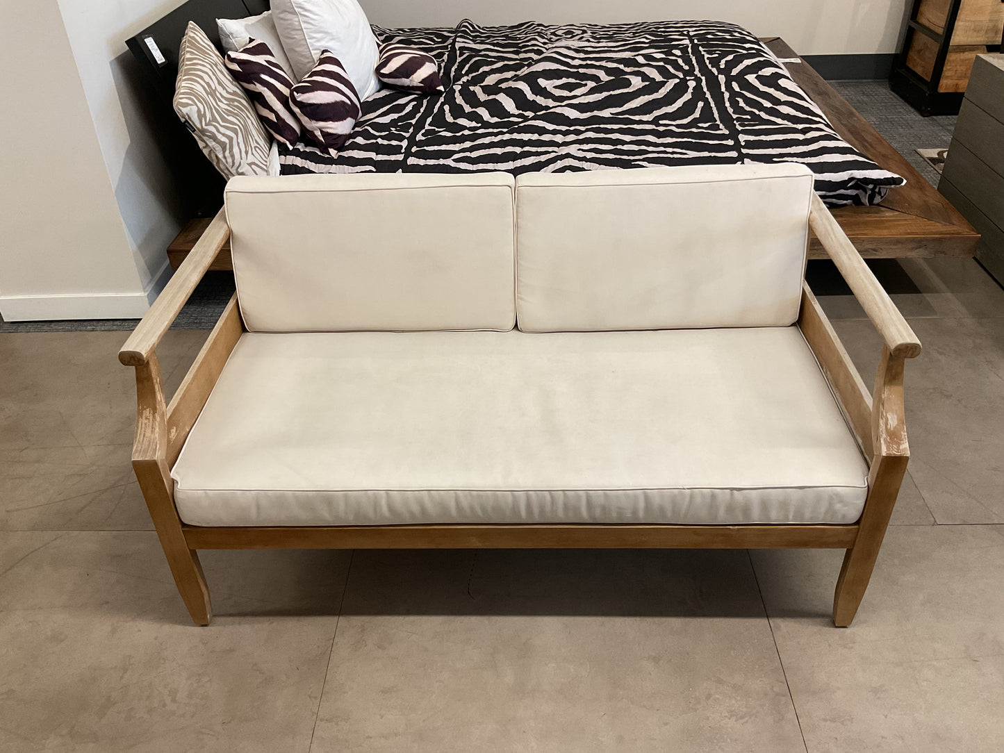 Autumn Loveseat