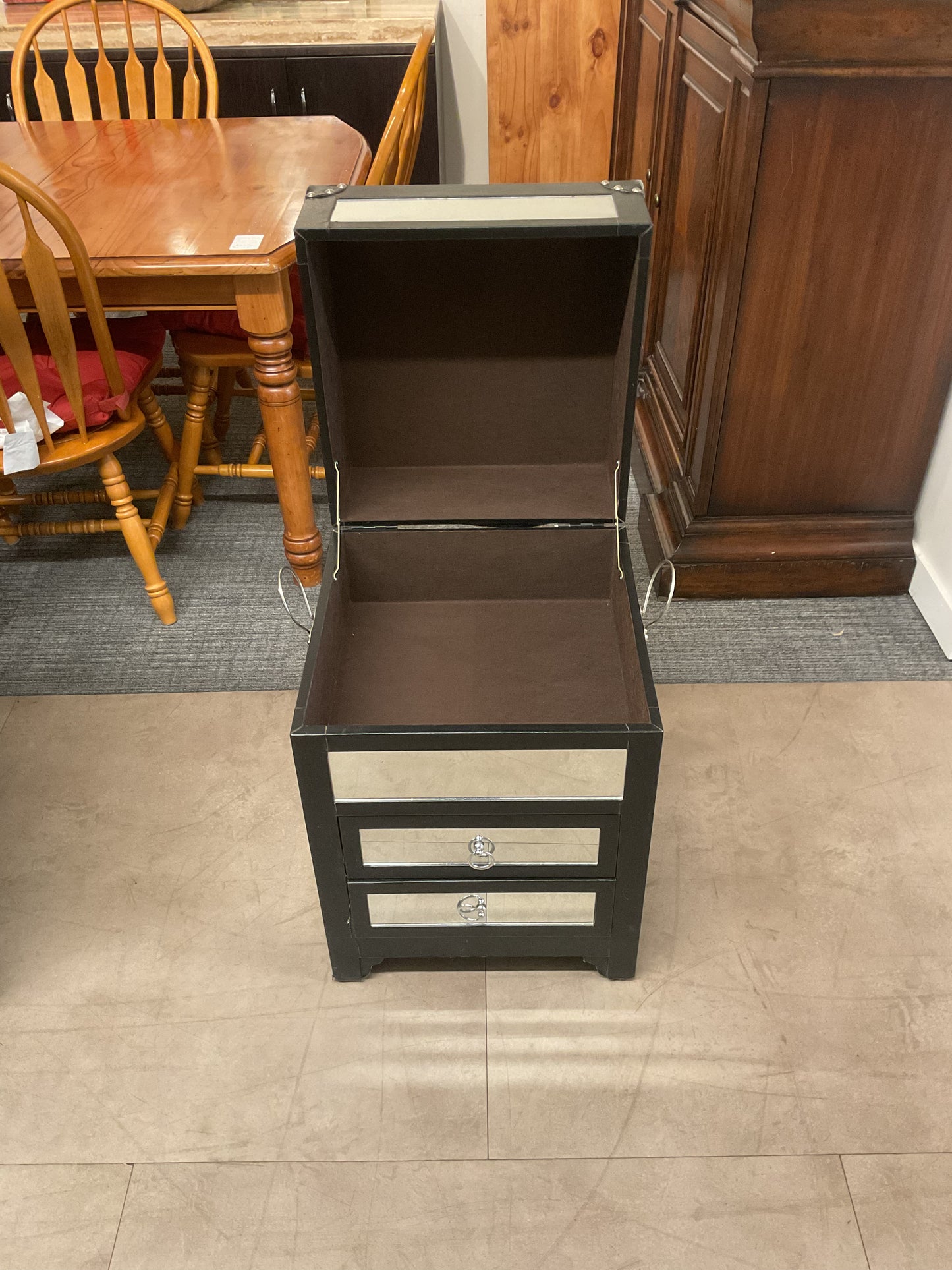 Thankful Chest